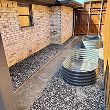 Artificial-Pet-Turf-An-Easy-Care-Sideyard-Update 7