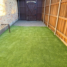 Full-Backyard-Transformation-with-Pet-Friendly-Artificial-Turf-Dog-Run-in-Dallas-TX 10
